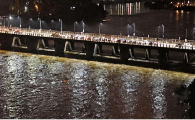 खरकई व सुवर्णरेखा डेंजर लेवल पर