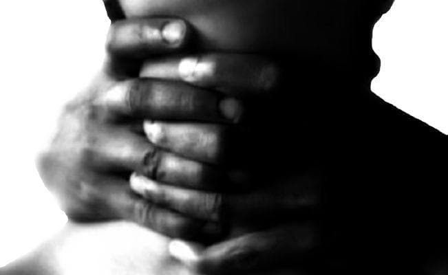 जमुई : चौथी बार बेटी पैदा होने पर ससुरालवालों का फूटा गुस्सा, विवाहिता की गला दबा कर हत्या कर दी