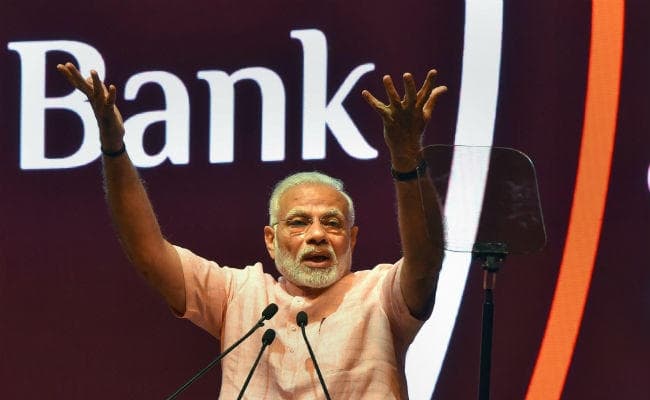 IPPB के उद्घाटन में पीएम ने साधा निशाना, इकोनॉमी को लैंड माइंस पर बैठाकर चली गयी यूपीए सरकार