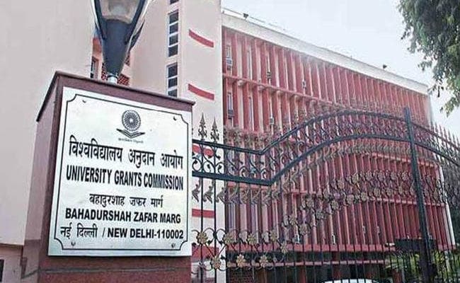 UGC ने व्यावसायिक पाठ्यक्रमों को बढ़ाने के लिए संस्थानों से प्रस्ताव मांगे