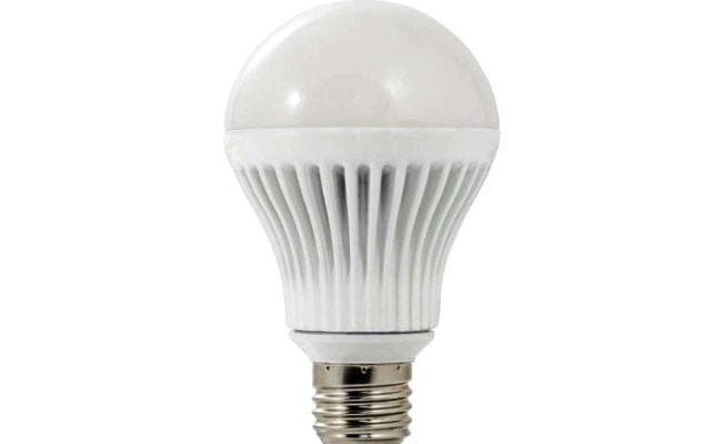 पटना : जितना जी चाहे खरीदें पर लौटाना है तो दो फ्यूज बल्ब ही होंगे वापस