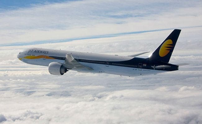 घरेलू विमानन कंपनियों को 1.65-1.90 अरब डॉलर घाटा होने का अनुमान