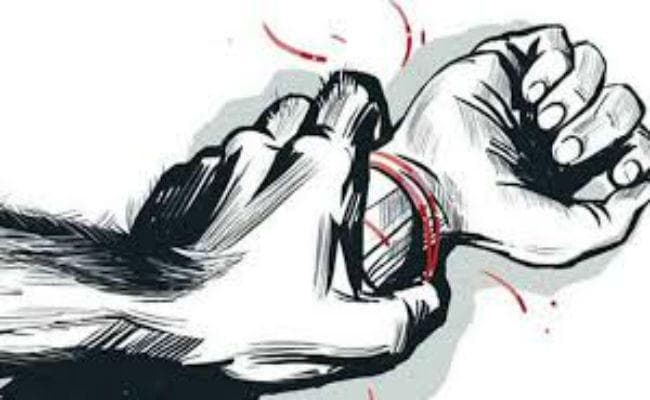जूस में नशीला पदार्थ मिलाकर तीन महिलाओं के साथ दुष्कर्म