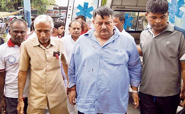 सीवान : जीप से टकरायी पिकअप डीएसपी सहित चार घायल