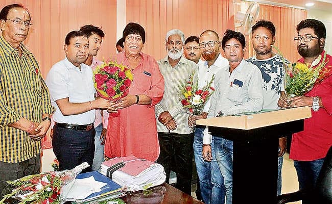 रांची : फुटपाथ दुकानदारों को व्यवस्थित करेंगे, ताकि ट्रैफिक दुरुस्त हो सके