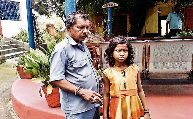 तेतुलमारी : घर में मिला कोलकर्मी की पत्नी का सड़ा शव, पति हिरासत में