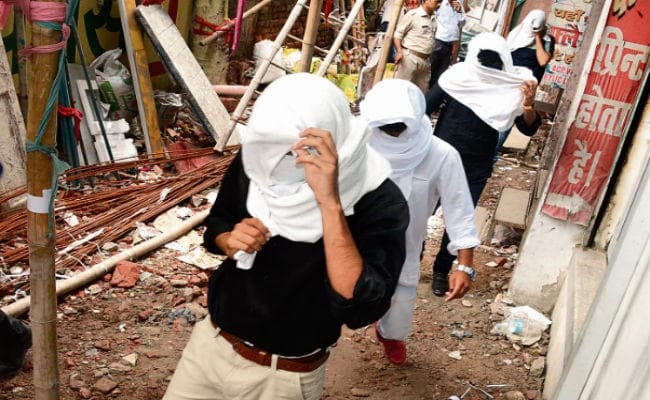 पटना : शिक्षक दिवस मनाने की बात कह छात्र-छात्राएं निकले घर से और पहुंचे होटल में ऐयाशी करने