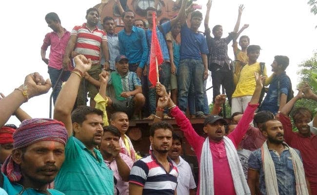 भारत बंद : बिहार में कई जगहों पर हंगामा-नारेबाजी, रेल-सड़क यातायात किया जाम