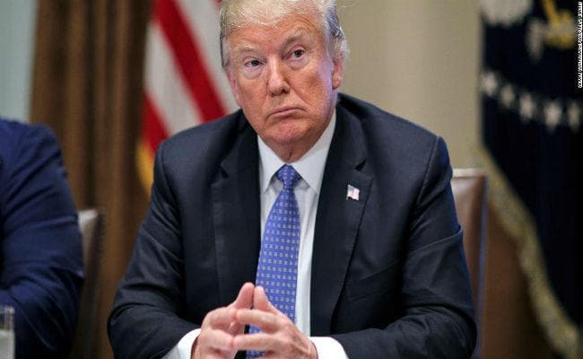 सोशल मीडिया कंपनियों के खिलाफ कार्रवाई के मूड में ट्रंप प्रशासन