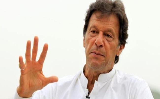 पाकिस्तान के रक्षा दिवस पर बोले इमरान - कश्मीर मुद्दे का समाधान निकालना जरूरी