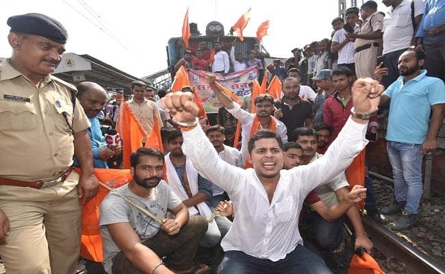 भारत बंद के दौरान बिहार में 34 गिरफ्तार, सांसद पप्पू यादव एवं जदयू विधायक श्याम रजक पर हमला