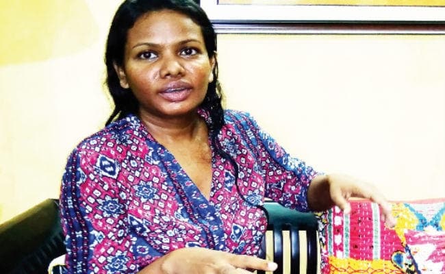 आदिवासी संघर्ष की दास्तां गढ़तीं रूबी हेंब्रम