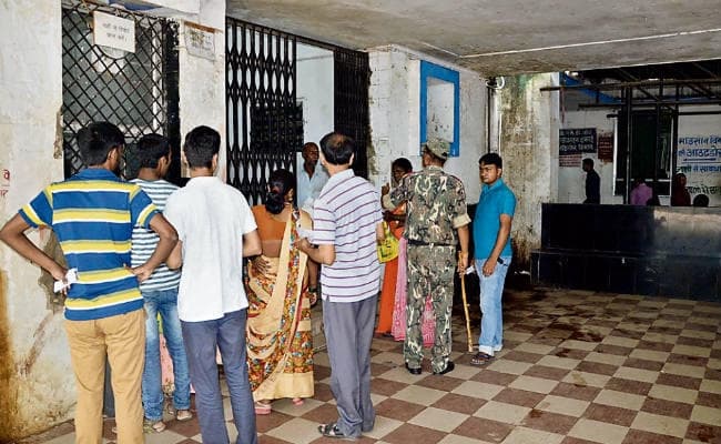 पटना : 50 हजार मरीजों की नहीं हुई पैथोलॉजी जांच, भटकते रहे मरीज