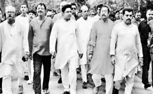 कोलकाता : देख लूंगा किसमें कितना है दम : अभिषेक