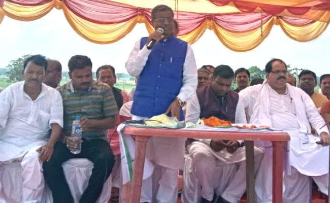 जनसभा में बोले बाबूलाल मरांडी- भाजपा है सत्ता की लोभी, सरकार बनाने के लिए कुछ भी कर सकती है