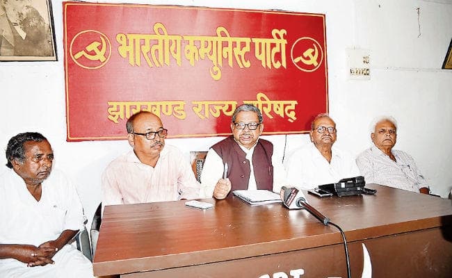 रांची : विपक्ष का भारत बंद कल, आज मशाल जुलूस, कीमतों में बढ़ोतरी के खिलाफ प्रदेश युवा कांग्रेस ने निकाला रिक्शा मार्च