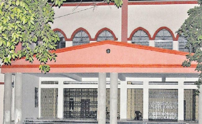 आसनसोल : पश्चिम बर्दवान जिला गठन के 16 माह बाद मिलेगा जिला व सत्र न्यायालय आज, जिला जज केडी भूटिया को प्रभार