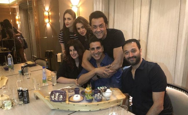 हैपी बर्थडे : ट्विंकल ने यूं मनाया अक्षय का जन्मदिन, पढ़ें कुछ खास बातें