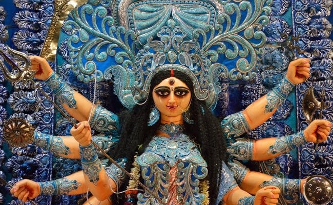 कोलकाता में माझेरहाट ब्रिज हादसे ने बढ़ायी दुर्गा पूजा समिति की चिंता