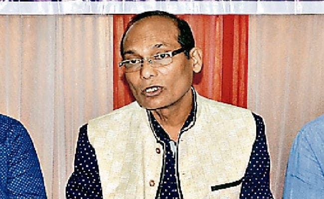 रांची : सदानों के अधिकारों का सबने हनन किया