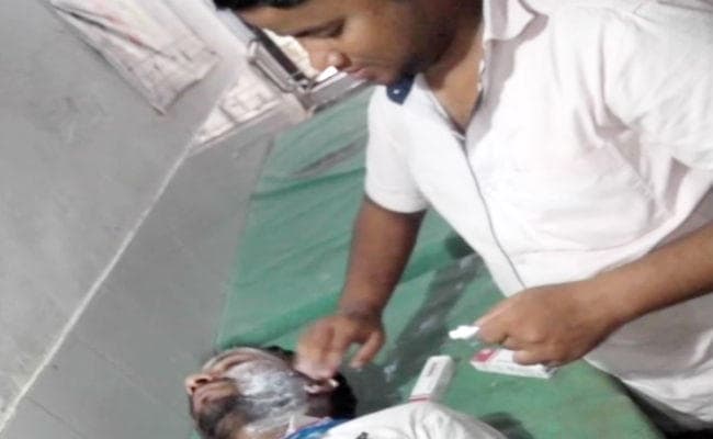 अररिया : प्रदर्शन के दौरान NSUI के प्रदेश महासचिव के शरीर और कपड़े में लगी आग, गंभीर रूप से हुए घायल