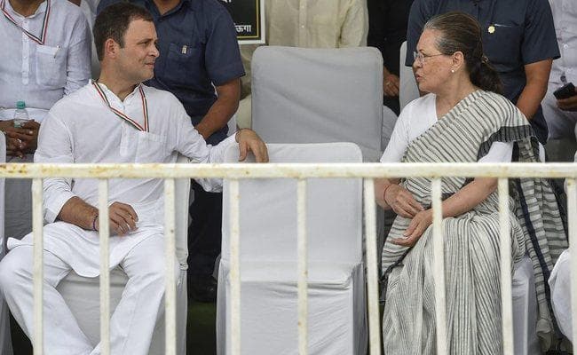 नेशनल हेराल्ड केस : सोनिया-राहुल को झटका, आयकर निर्धारण मामले में याचिकाएं खारिज