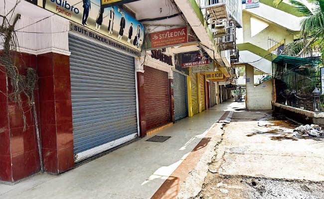 भारत बंद के दौरान सभी इलाकों में बंद रहीं दुकानें, बाजार रहे बंद, 50 करोड़ का कारोबार हुआ प्रभावित