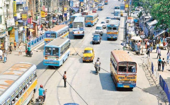 बंगाल में ‘भारत बंद’ बेअसर