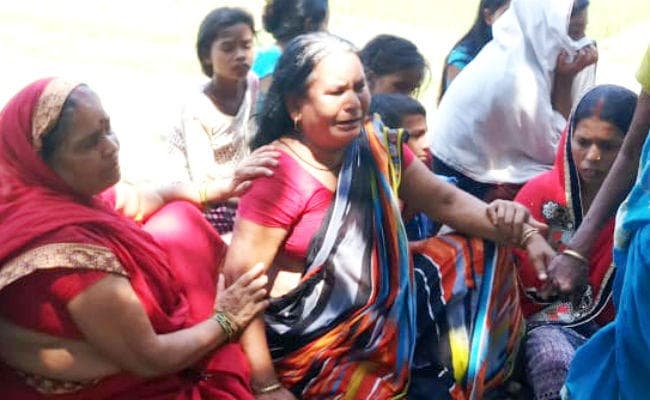 मुंगेर : बाढ़ के पानी में नहाने के दौरान चार बच्चियों की डूबने से मौत, डूब रही सहेली को बचाने में हुआ हादसा, देखें वीडियो