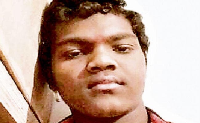 इटखोरी : नदी पार कर खेलने जा रहे थे मैच बढ़ा जलस्तर, एक बहा, तीन बचे