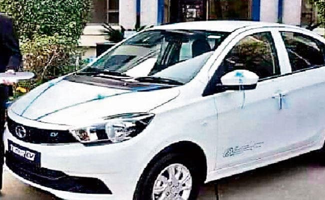 रांची : आज से ई-कार की सवारी करेंगे बिजली विभाग के अधिकारी