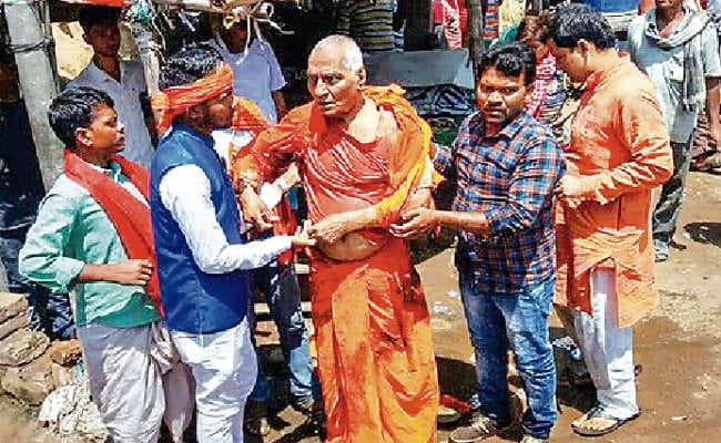 दुमका के आयुक्त ने गृह विभाग को भेजी रिपोर्ट, स्वामी अग्निवेश को किस दल के लोगों ने पीटा, जिक्र नहीं