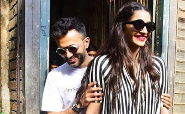 VIDEO: सोनम कपूर का आनंद को लेकर चौंकानेवाला खुलासा, कहा- अपने दोस्‍त के लिए चाहते थे पटाना