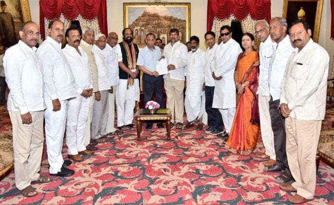 विधानसभा चुनाव: तेलंगाना में टीआरएस-भाजपा को हराने के लिए साथ आये कांग्रेस, टीडीपी और लेफ्ट