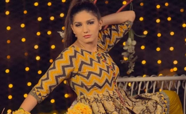 VIDEO: सपना चौधरी का इस ''रॉकस्‍टार'' पर आया दिल, फिर कर दिया रिजेक्‍ट