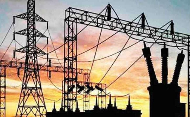 बिजली कंपनी के 150 कर्मचारियों और उनके परिवार को तीन दिनों से बनाया था बंधक और अब...