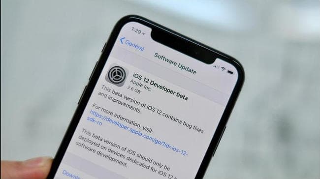 iPhone यूजर्स के लिए बड़ी खबर, इस दिन से मिलेगा iOS 12 अपडेट...