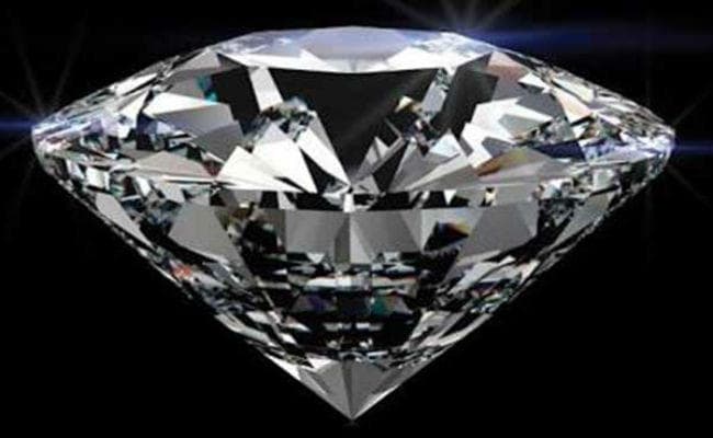 पन्ना के गरीब किसान को मिला हीरा, छप्पर फाड़ के मिलेगा पैसा