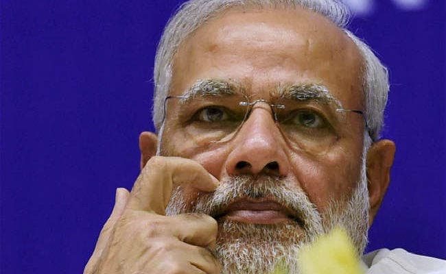 गिरते रुपये, बढ़ते चालू खाता घाटे को काबू में रखने के लिए मोदी सरकार ने लिया यह फैसला