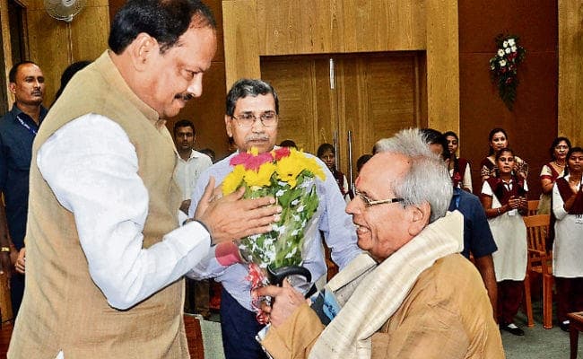 रांची : एक माह में होगी भाषा एकेडमी की शुरुआत : मुख्यमंत्री रघुवर दास