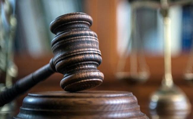 पत्नी के हत्यारे पति को उम्रकैद की सजा, अनाथ बेटे को दो लाख रुपये देने की अनुशंसा