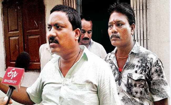 रांची : व्यवसायी परिवार को बंधक बनाकर सात लाख की डकैती