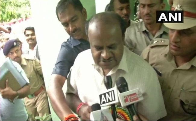 फिर बढ़े पेट्रोल-डीजल के दाम, कर्नाटक सरकार ने जनता को दी थोड़ी राहत
