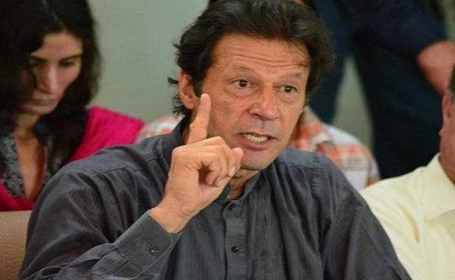 पाकिस्तान की इमरान सरकार को पैसे की दरकार, कार से लेकर भैंसों तक की नीलामी