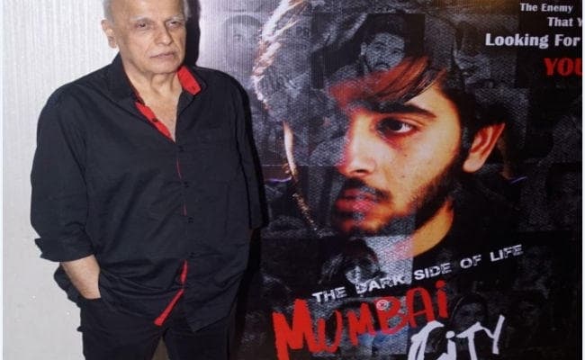 अब अभिनेता के रूप में दिखेंगे जानेमाने निर्देशक महेश भट्ट