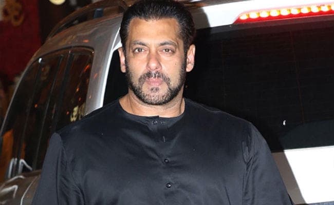 सलमान खान जयपुर में विकलांग बच्चों के केन्द्र का करेंगे उद्घाटन