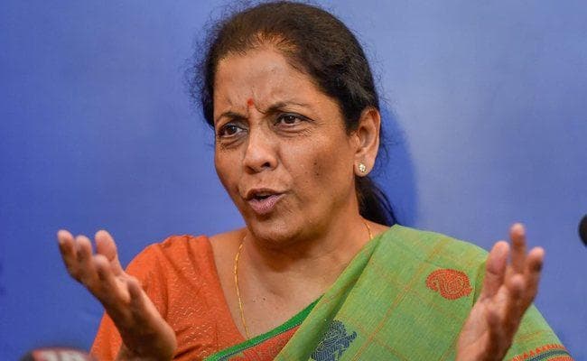 रक्षा मंत्री ने कहा - यूपीए सरकार के मुकाबले नौ फीसदी कम कीमत पर हो रही है राफेल विमान की खरीद