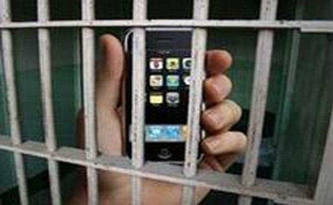 राजस्थान में कैदी के शरीर के भीतर से मिले चार मोबाइल फोन, जेल प्रशासन में हड़कंप