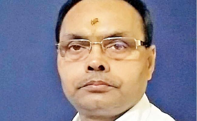 हजारीबाग के डीएओ अमरेश झा रांची से गिरफ्तार, सरायकेला में 31 लाख के घोटाले का है आरोप