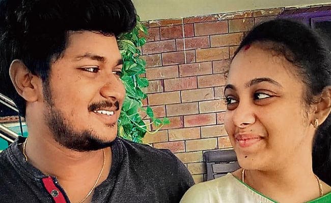तेलंगाना ऑनर किलिंग: हत्यारों ने मांगे थे 2.5 करोड़, 1 करोड़ में हुई थी डील पक्की तेलंगाना ऑनर किलिंग: हत्यारों ने मांगे थे 2.5 करोड़, 1 करोड़ में हुई थी डील पक्की